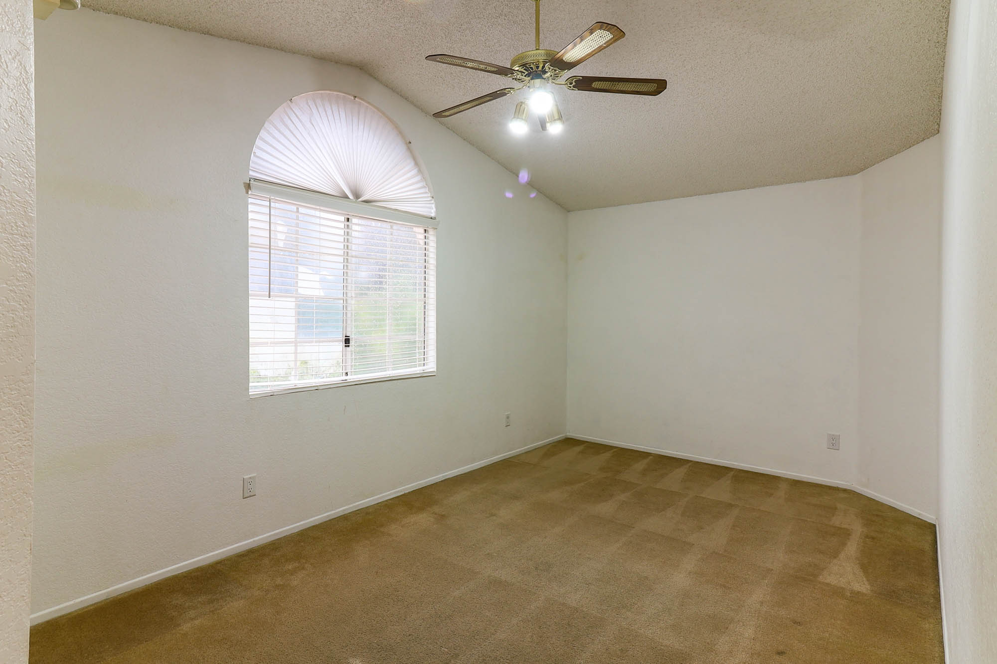 Brittlebush bedroom 4 photo