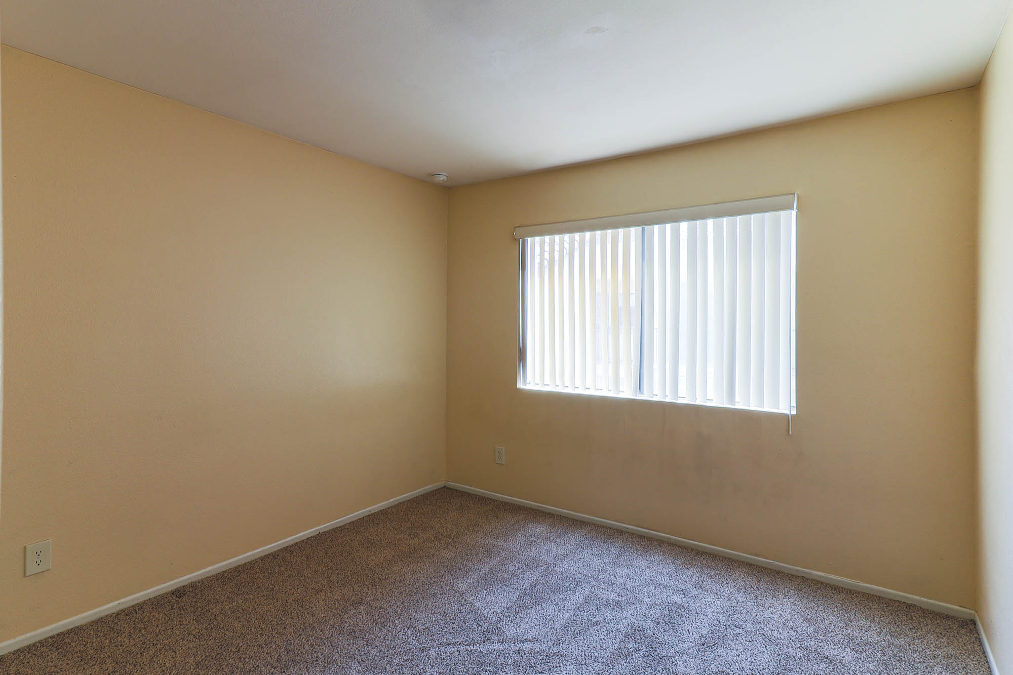 Blaine bedroom 2 photo