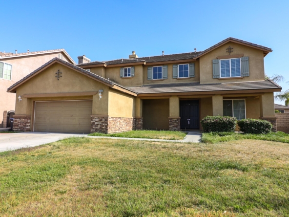 Claystone front of home photo
