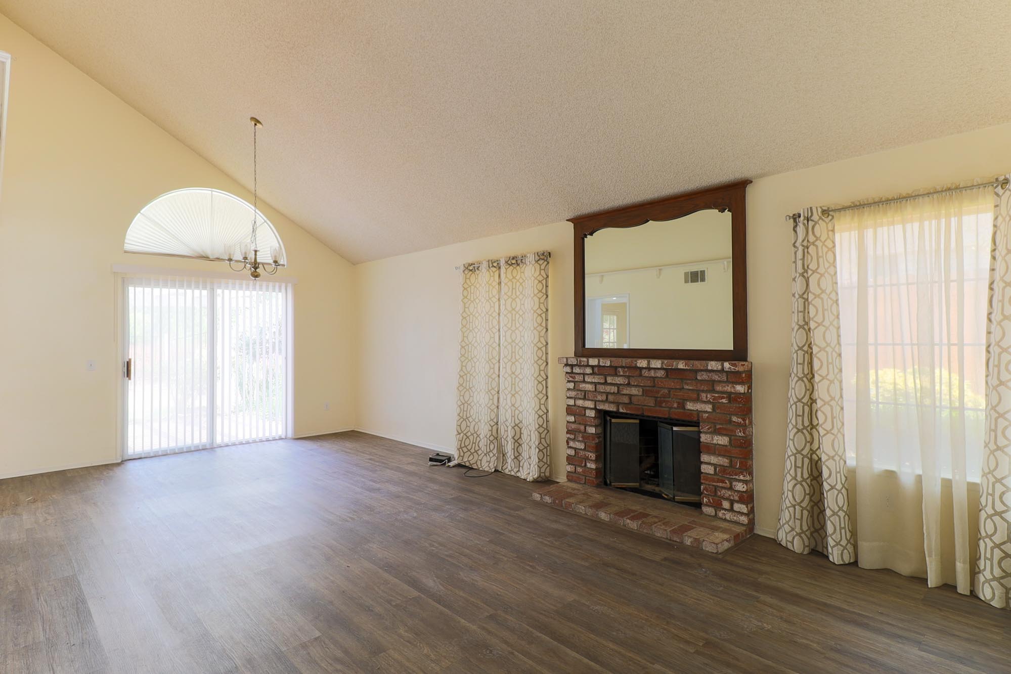 Sycamore Canyon formal living and dining room photo