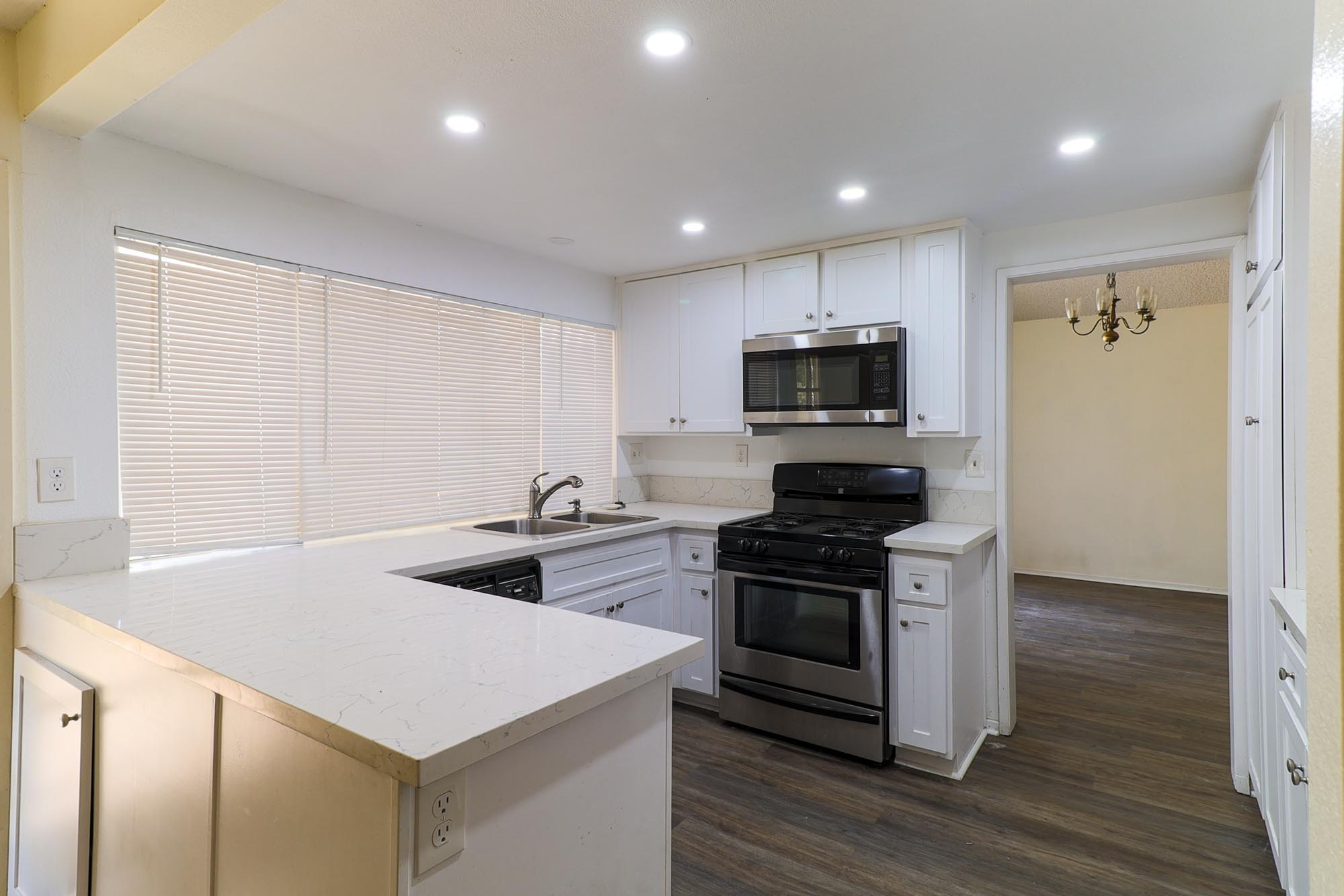 Sycamore Canyon kitchen photo