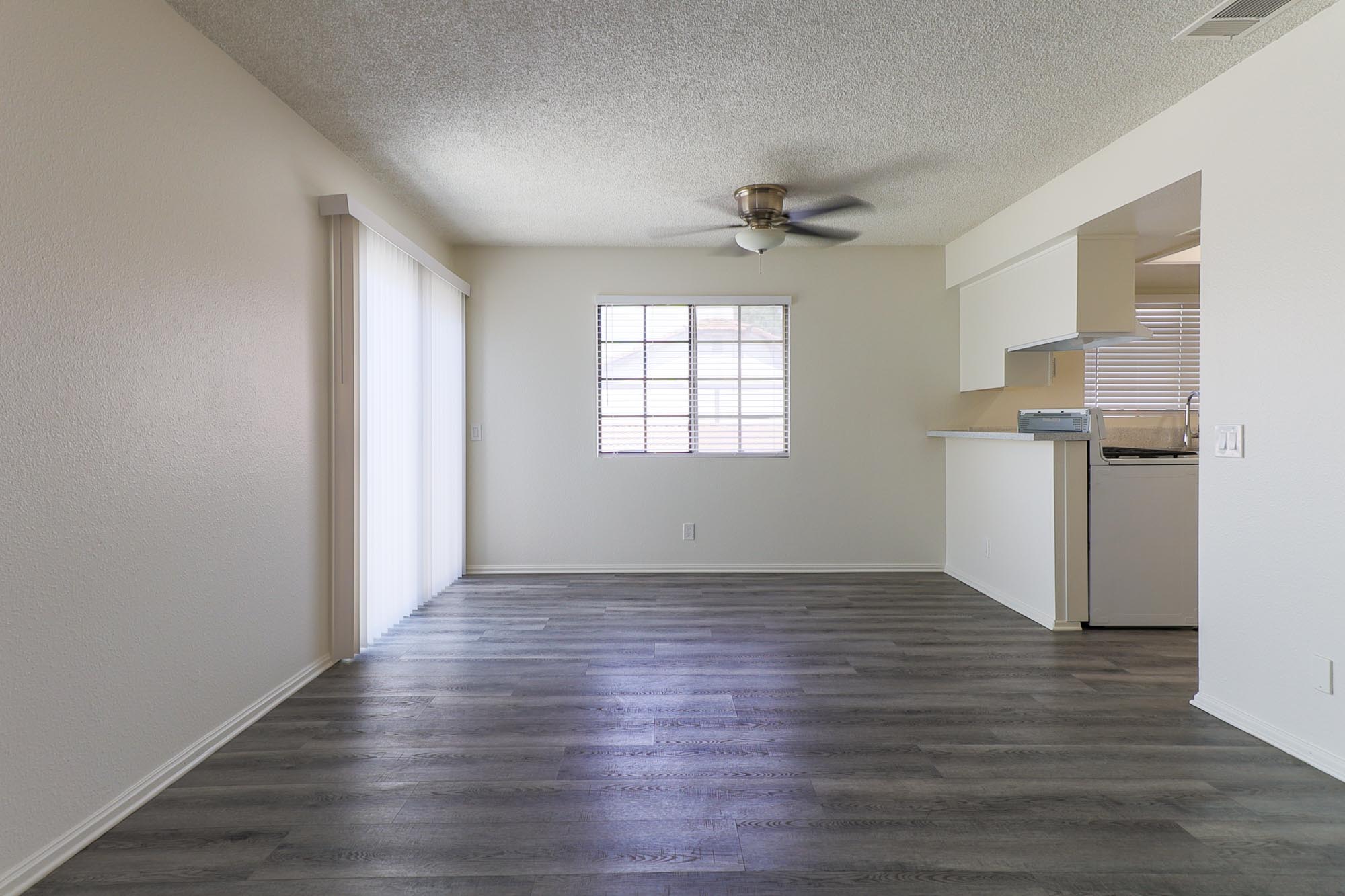 Linden dining area photo