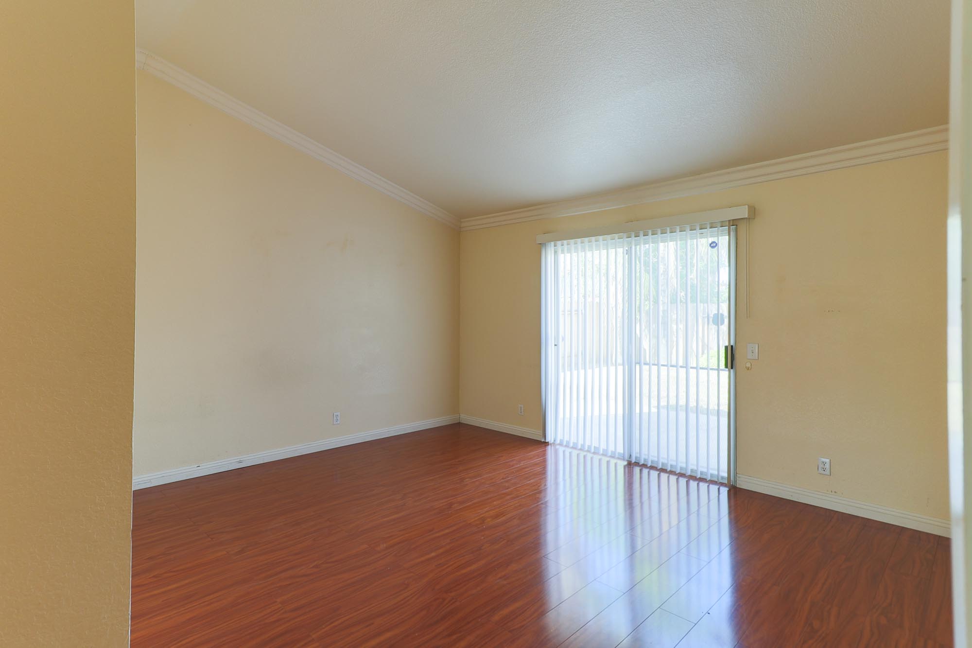 Tea Bark master bedroom photo