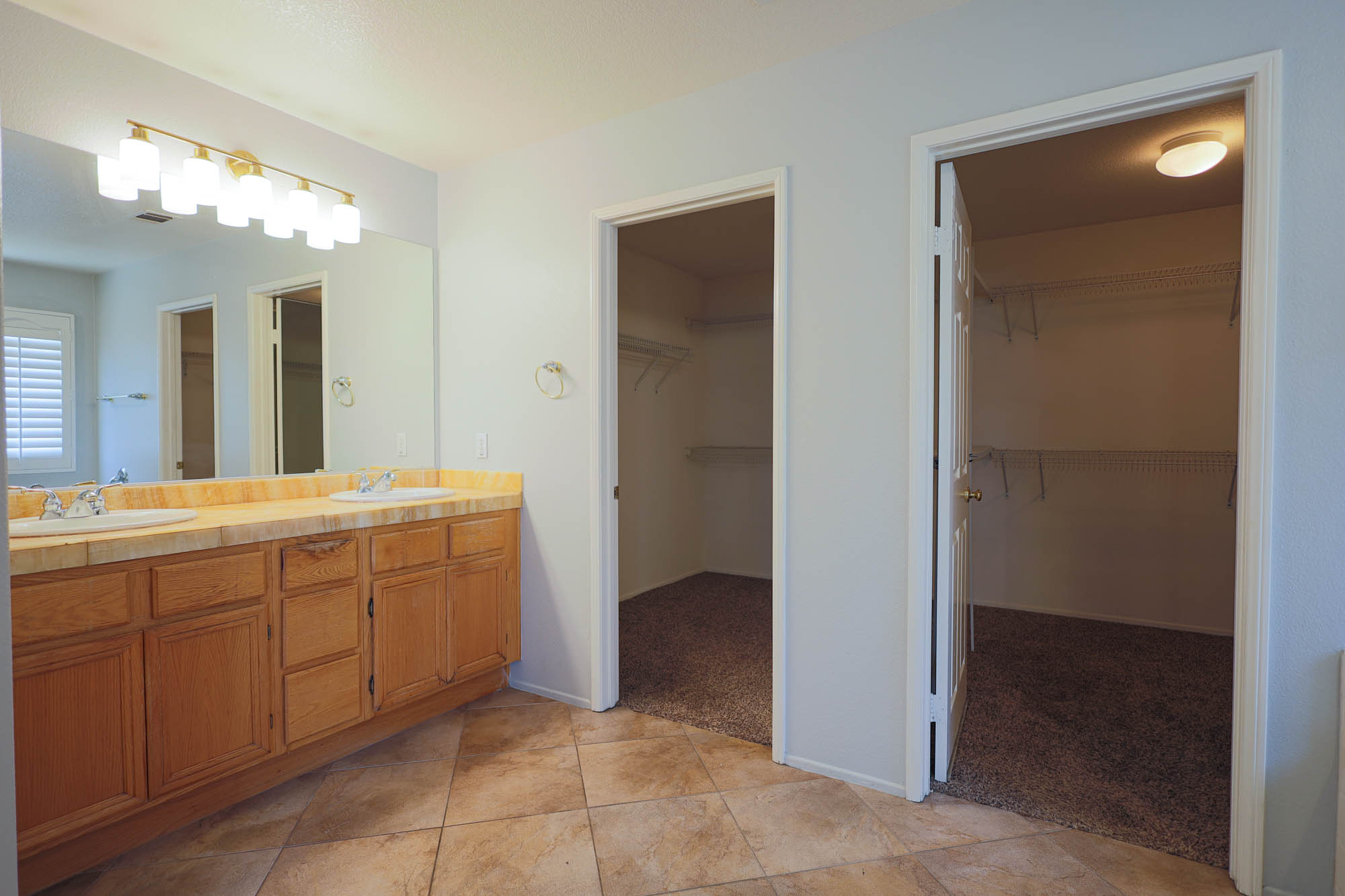 Rotterdam master bathroom photo