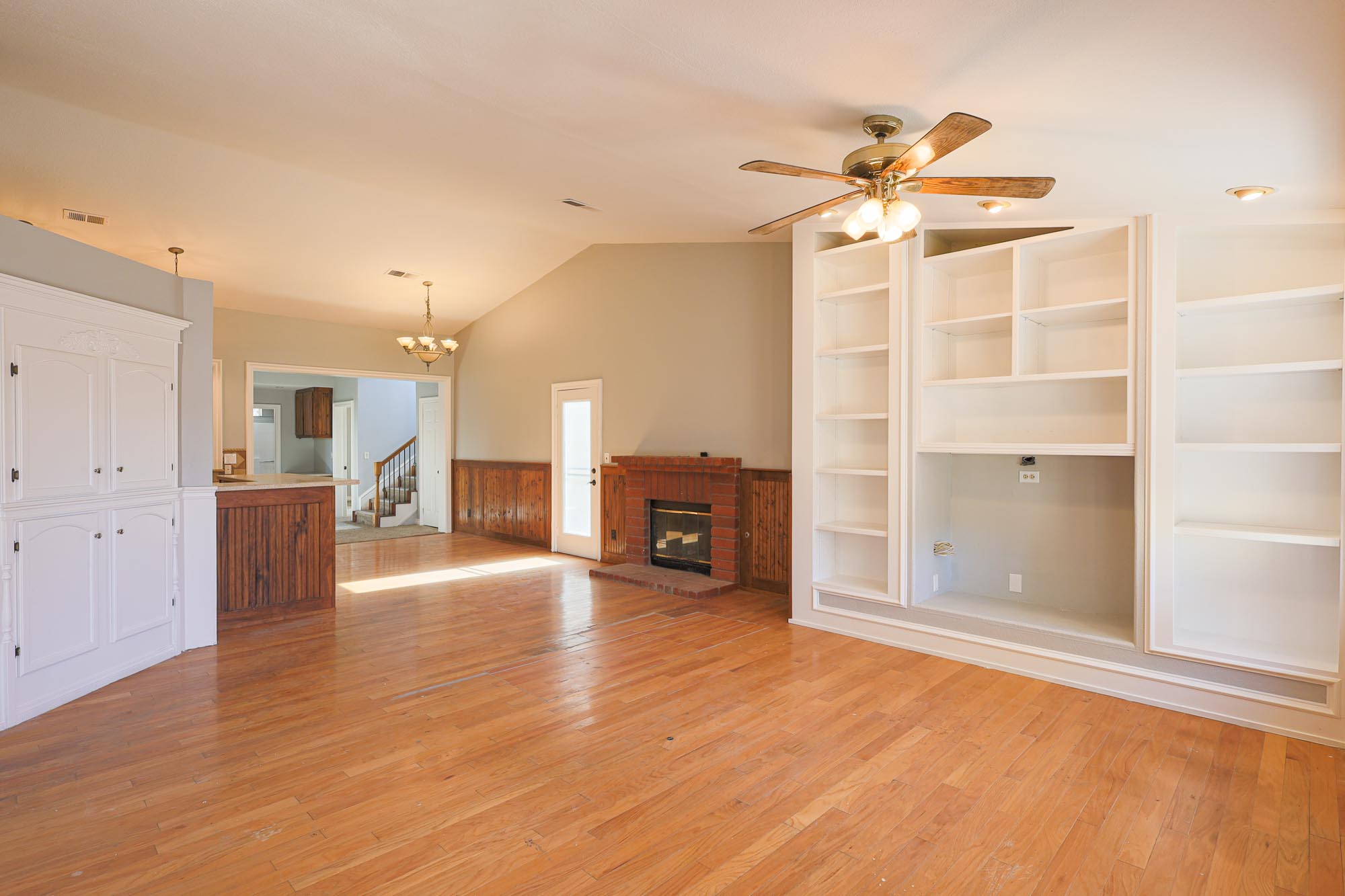 McCormick family room looking in from front door photo
