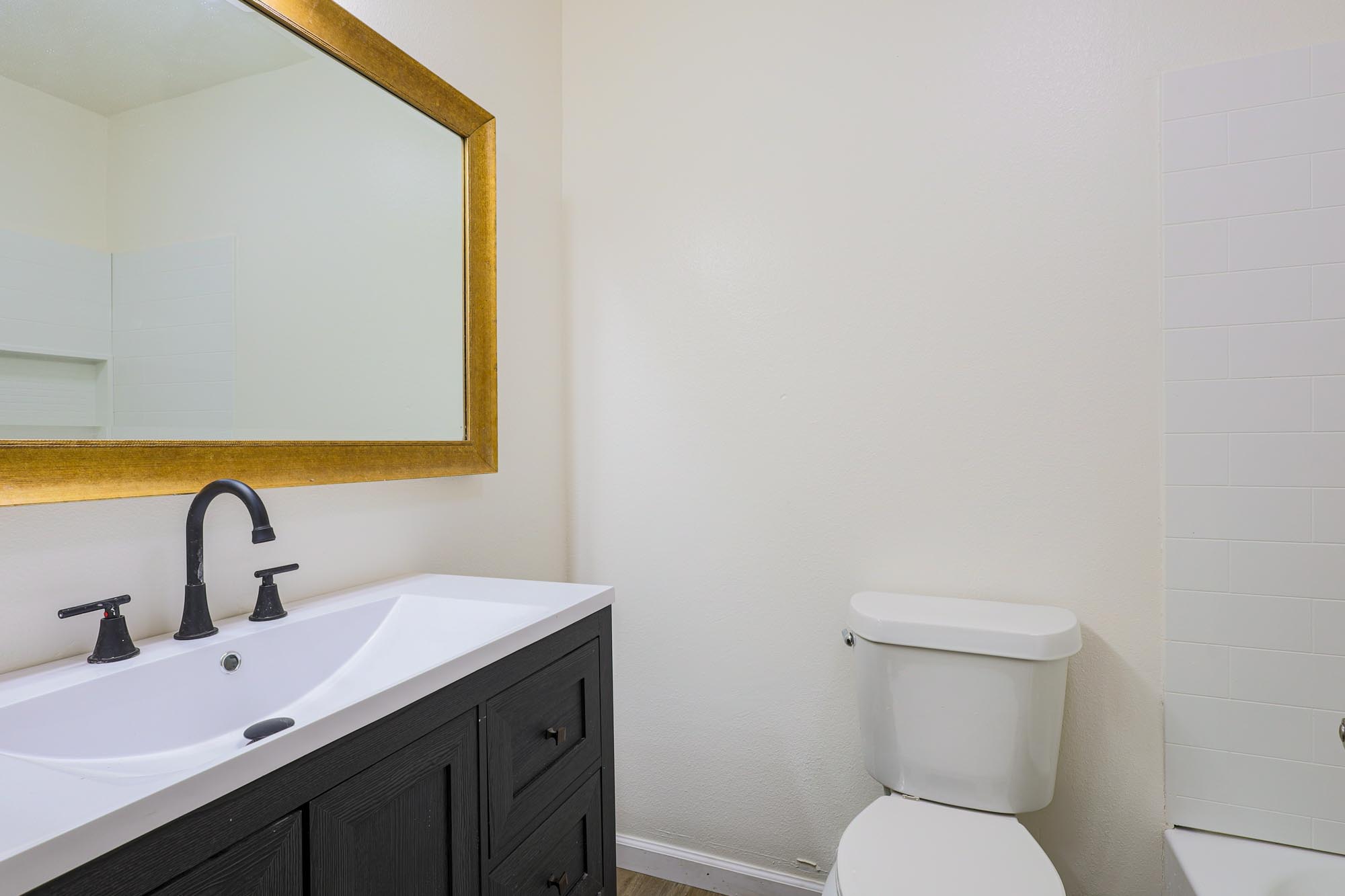 5th st upstairs hall bathroom photo