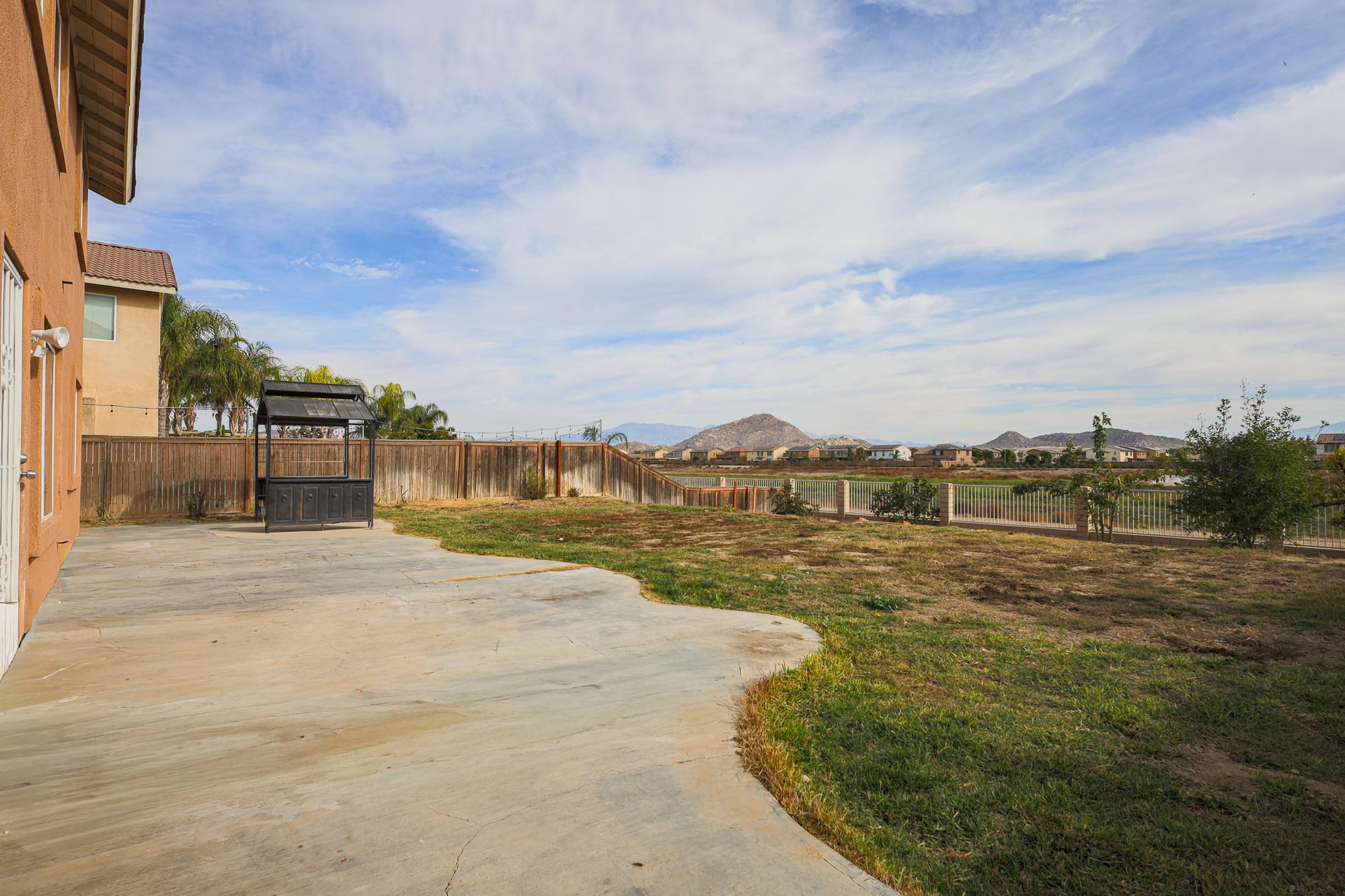 Willowbrook backyard photo